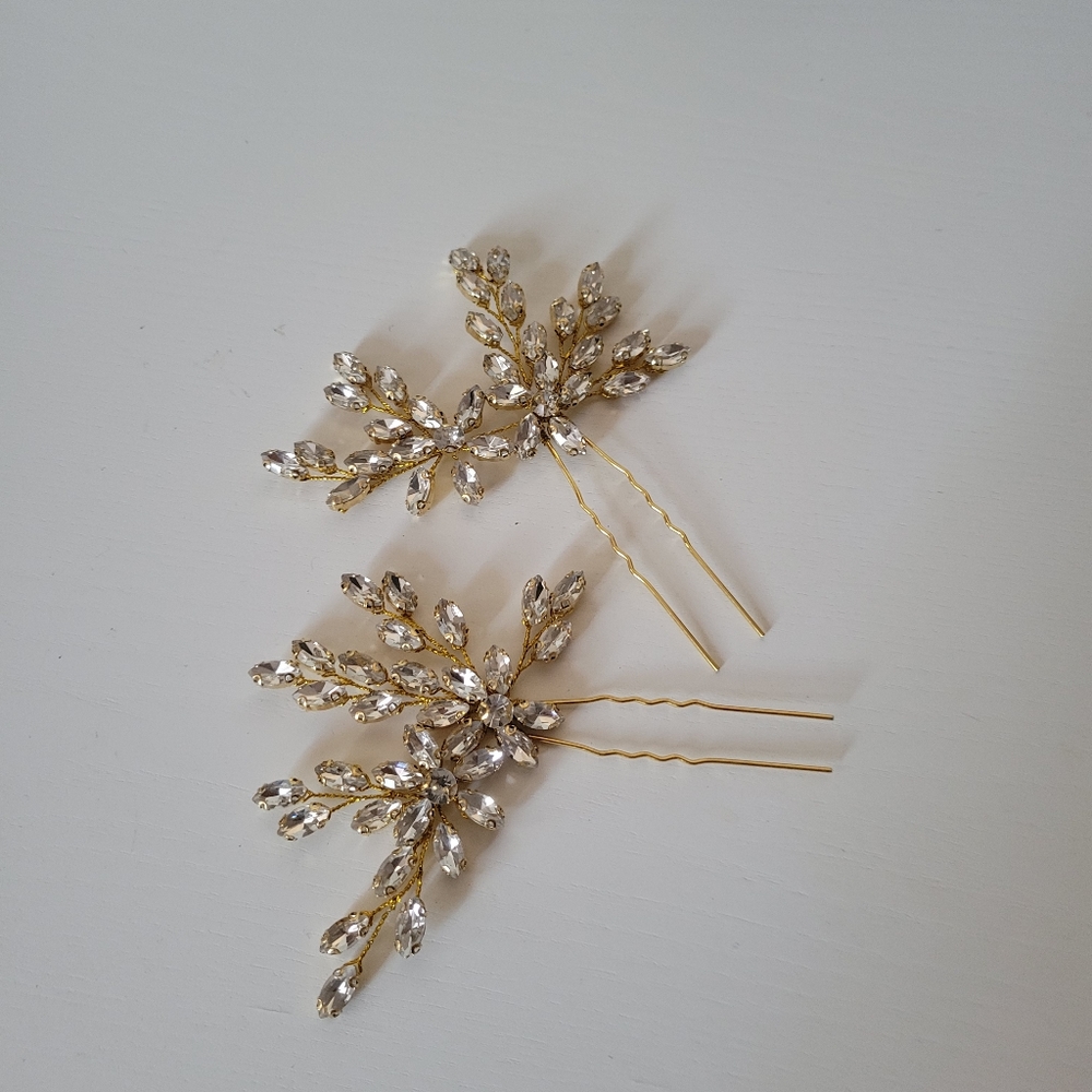 Gold Rhinestone headpiece pins - Picture 4 of 9